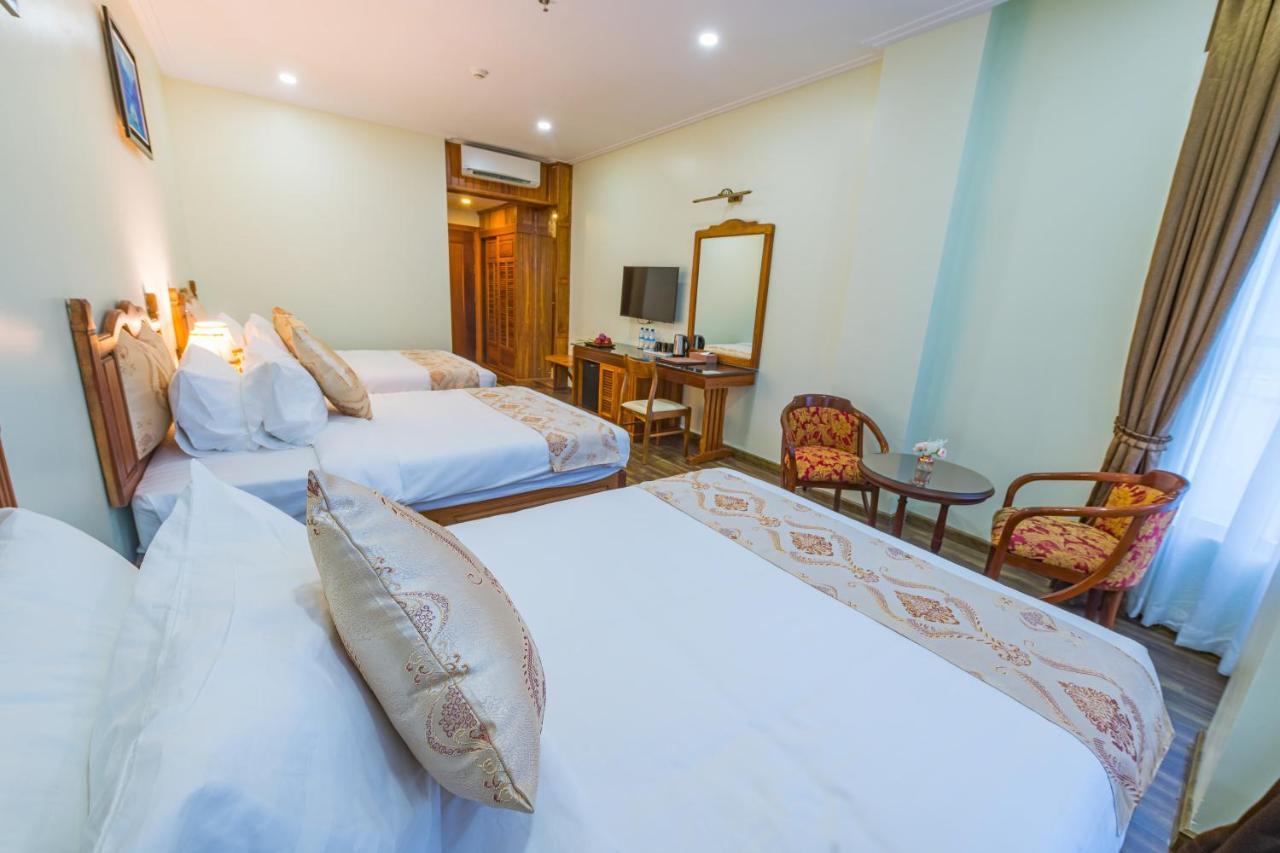 Kampong Thom Royal Hotel Extérieur photo