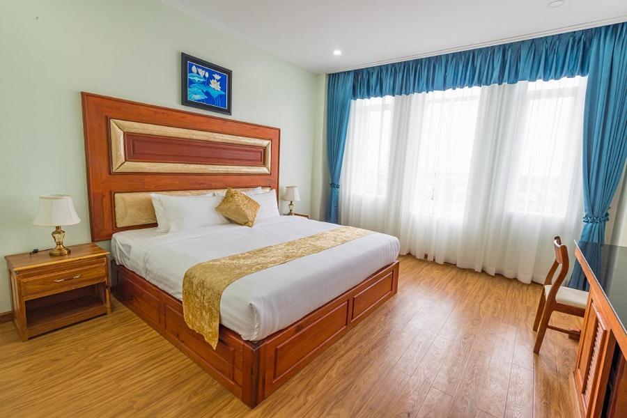 Kampong Thom Royal Hotel Extérieur photo