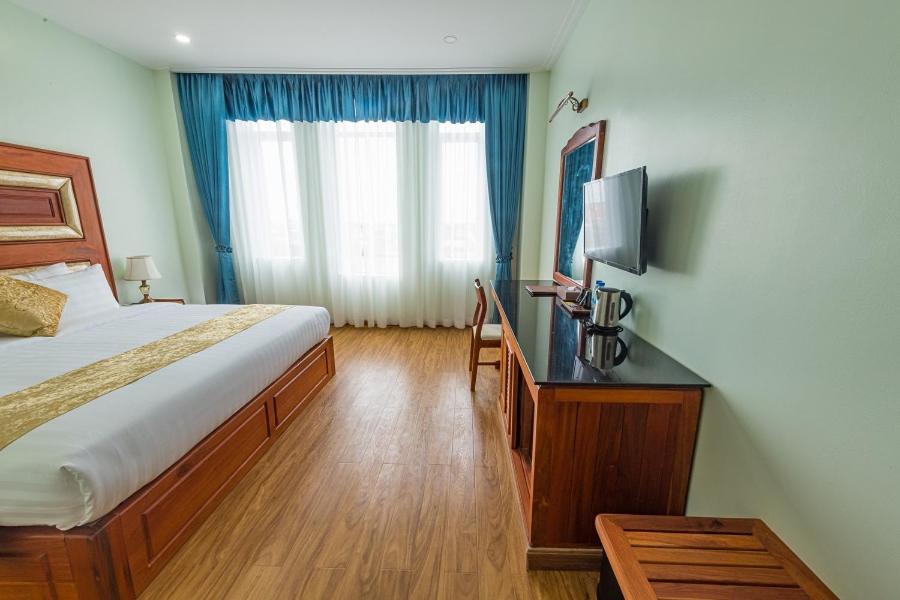 Kampong Thom Royal Hotel Extérieur photo