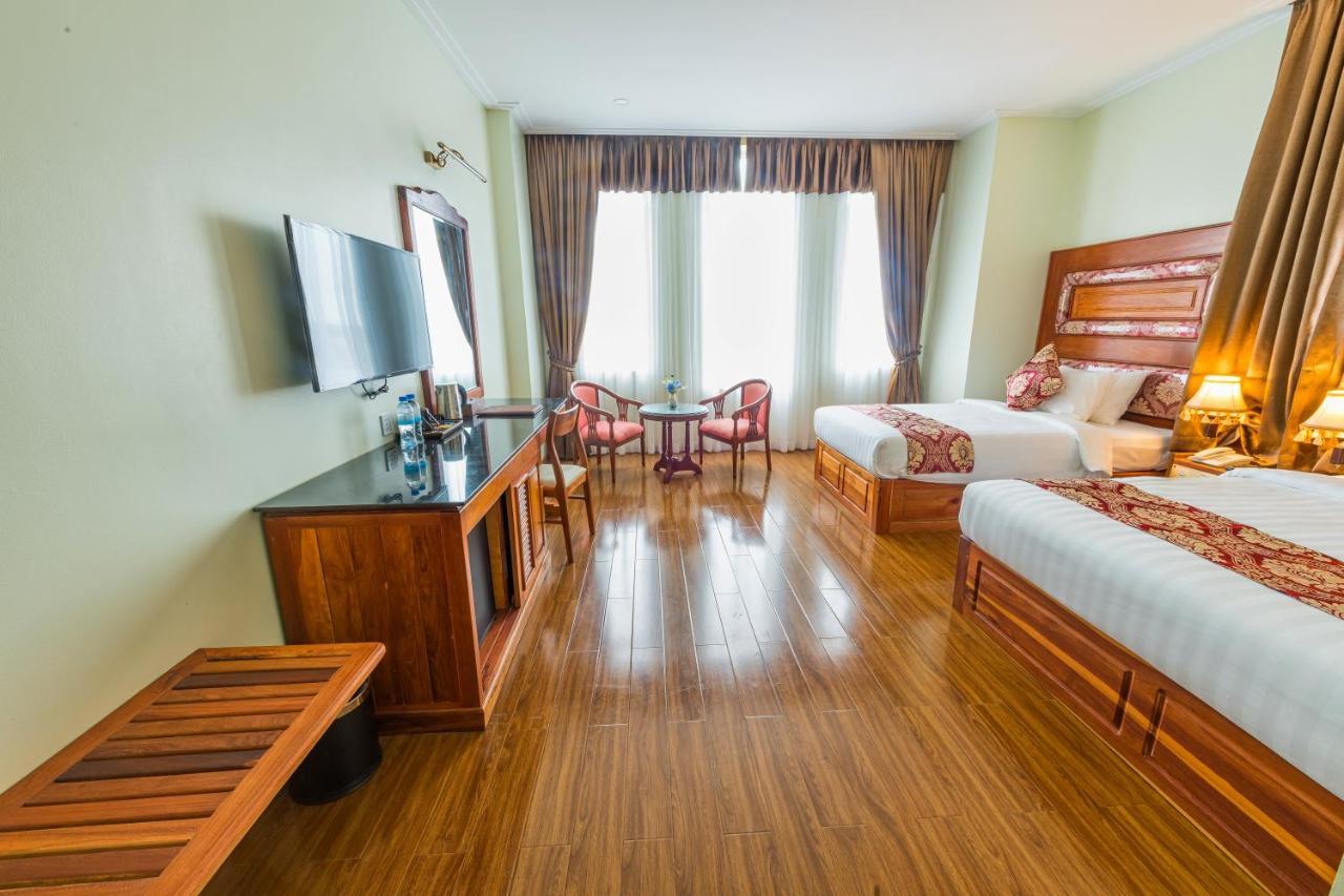 Kampong Thom Royal Hotel Extérieur photo